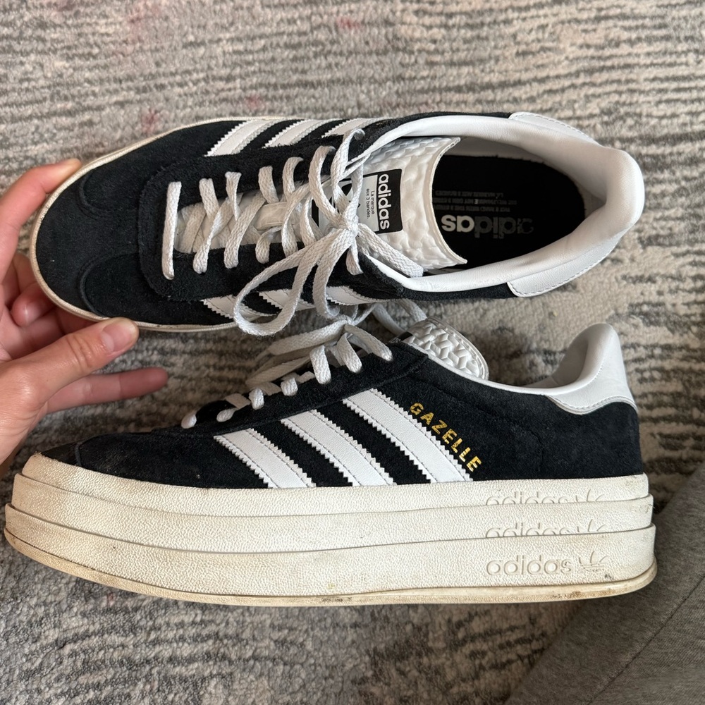 Adidas platform Gazelle black and white size 8.5 women’s